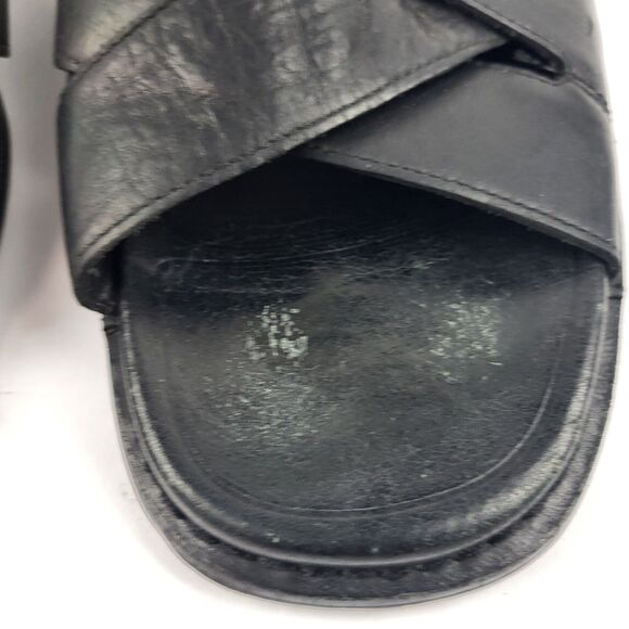 Sandals_&_Flip_Flops